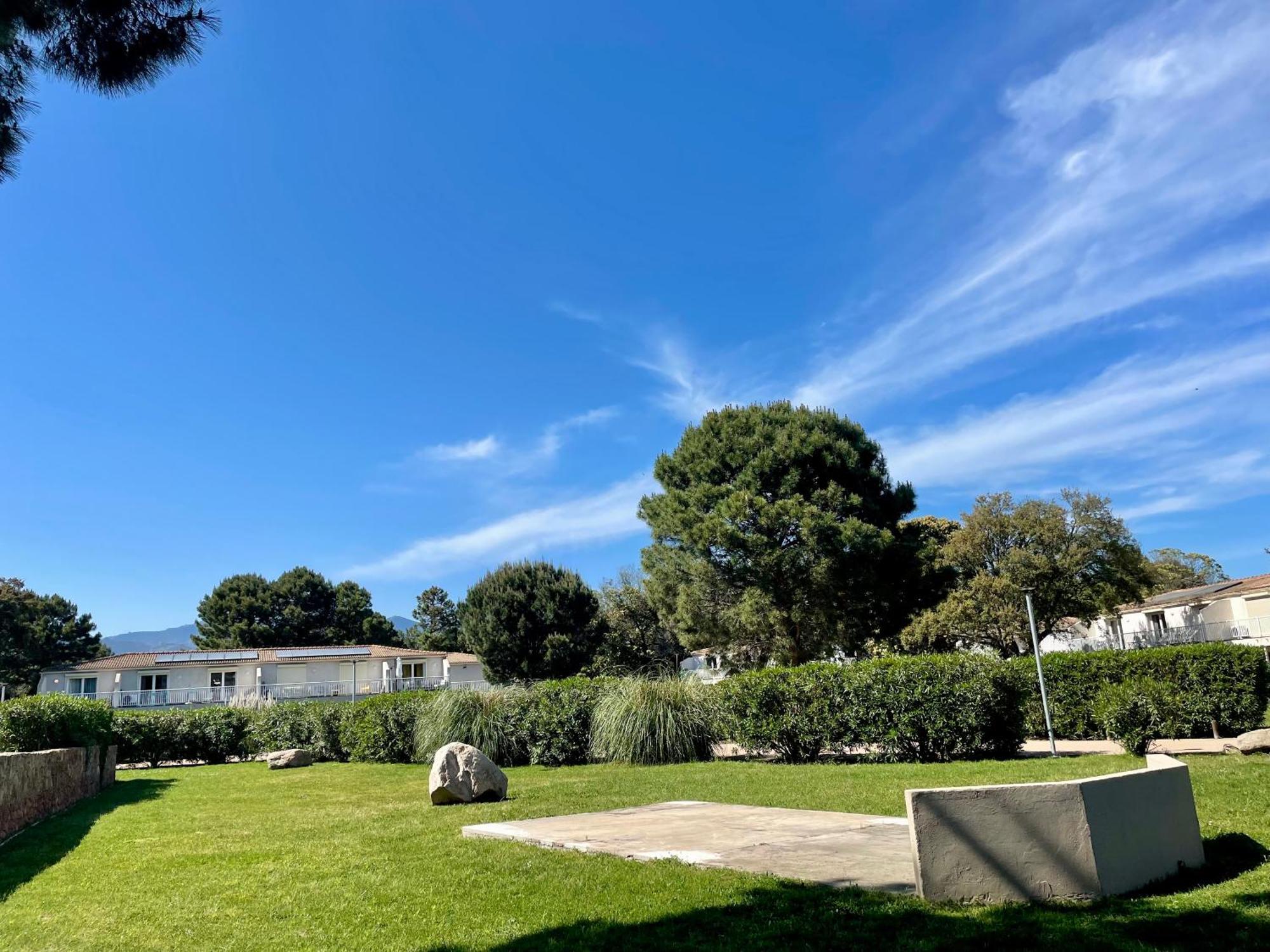 Cala Rossa By Sarai, Apt T2 4 Personnes, Dans Residence Hoteliere Avec Piscine Lecci Esterno foto